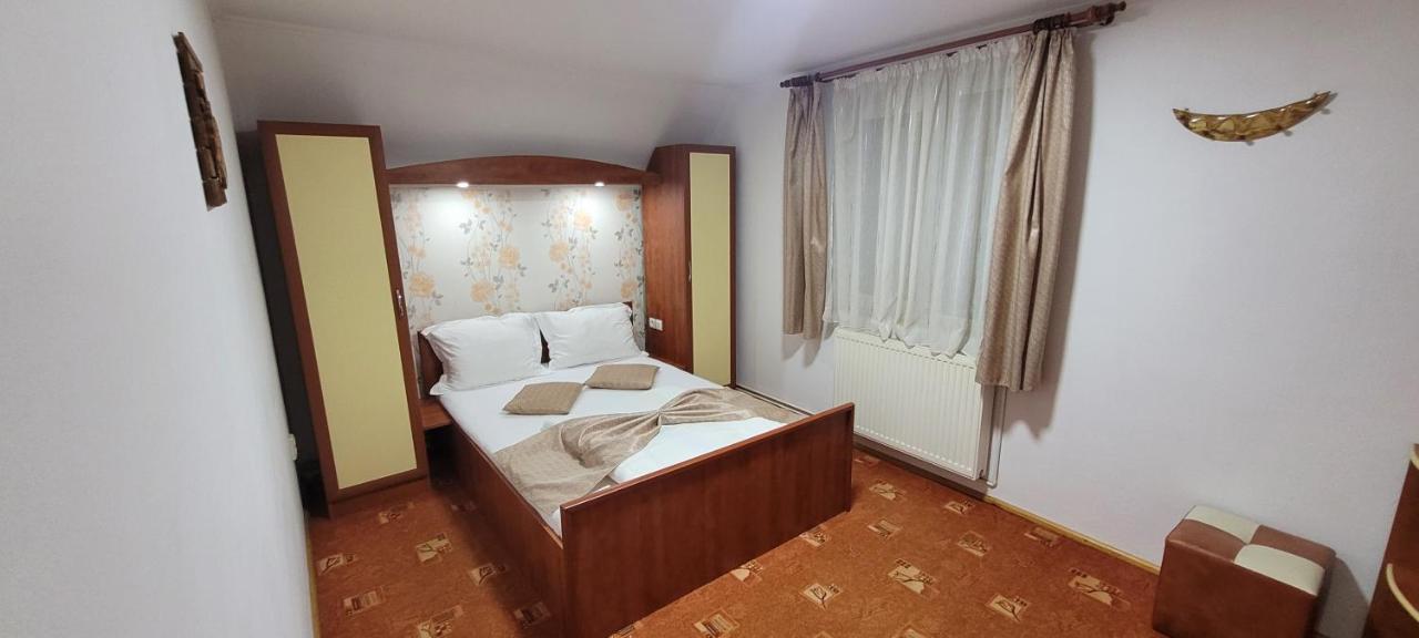Pensiunea Casa Ady Bran  Bagian luar foto