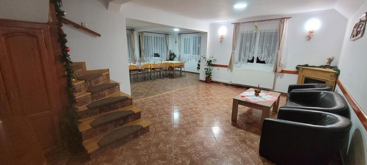 Pensiunea Casa Ady Bran  Bagian luar foto