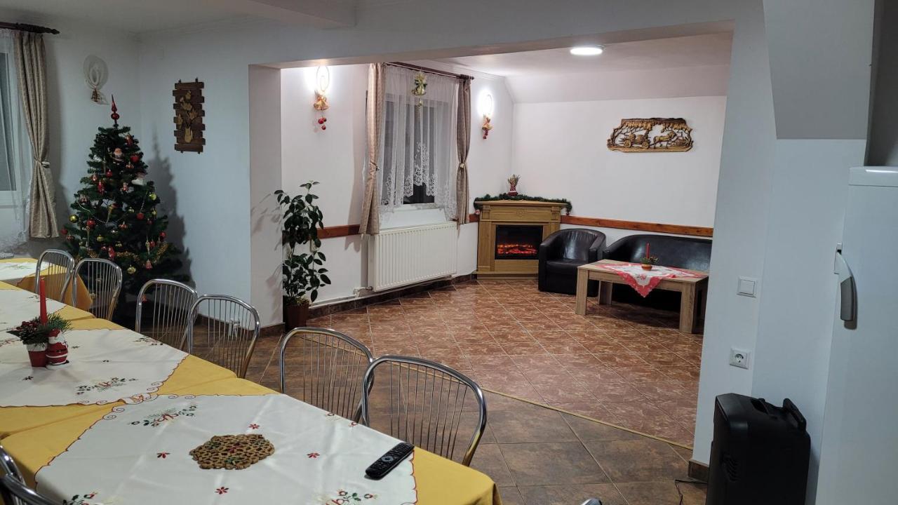 Pensiunea Casa Ady Bran  Bagian luar foto