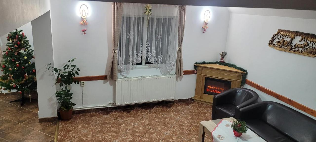 Pensiunea Casa Ady Bran  Bagian luar foto