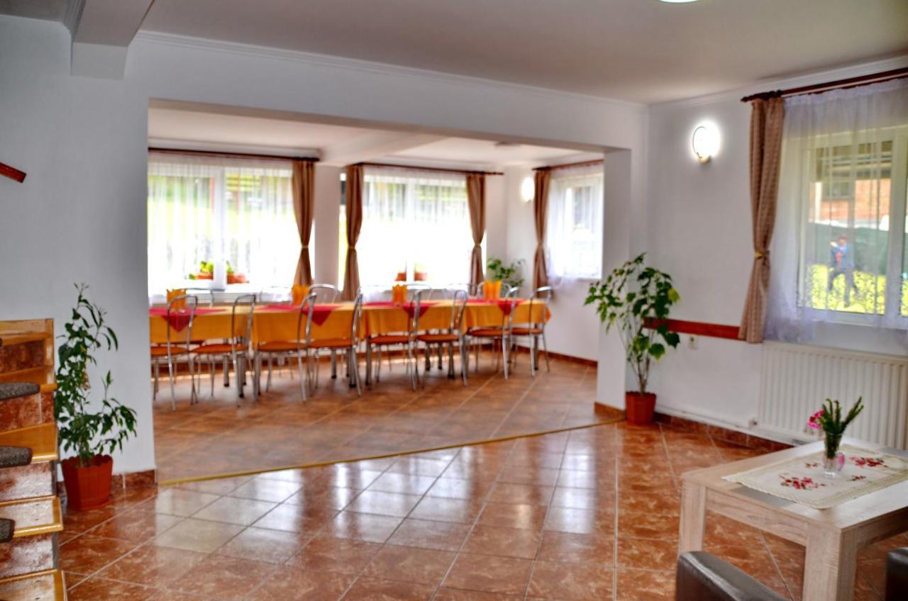 Pensiunea Casa Ady Bran  Bagian luar foto